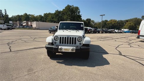 Used 2017 Jeep Wrangler Unlimited Sahara w/ Connectivity Group image 3