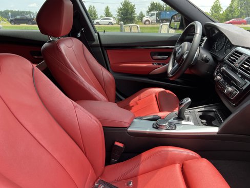 Used 2017 BMW 340i Gran Turismo xDrive image 35