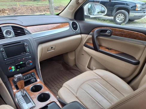 Used 2012 Buick Enclave Leather image 12