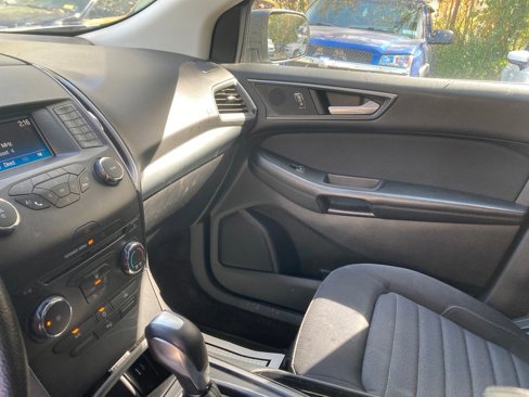 Used 2016 Ford Edge SE image 15