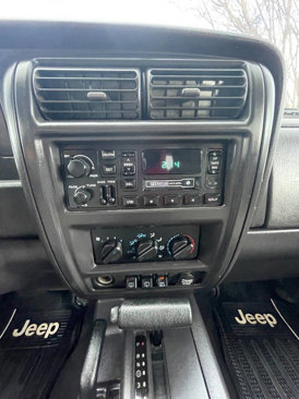 Used 2000 Jeep Cherokee Sport image 33