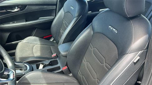 Used 2022 Kia Forte GT-Line w/ GT-Line Premium Package image 26