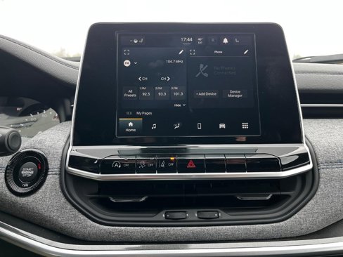 New 2025 Jeep Compass Latitude image 23