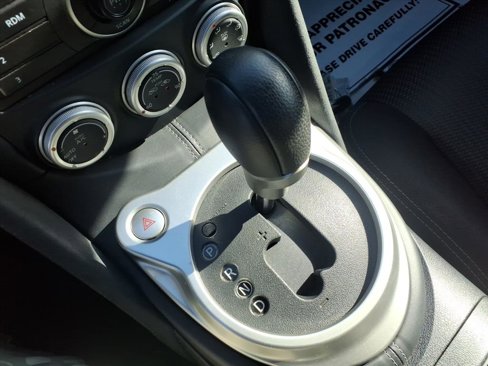 Used 2014 Nissan 370Z Roadster image 15