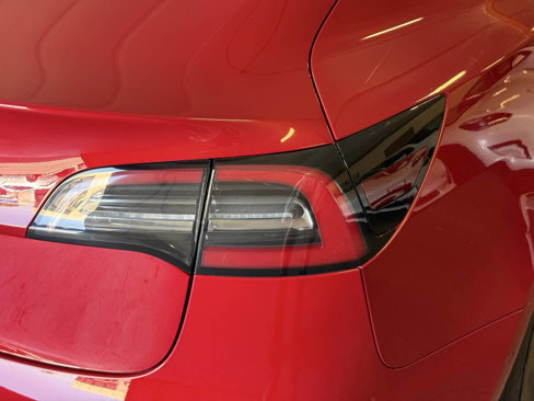 Used 2018 Tesla Model 3 Long Range image 33