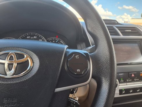 Used 2012 Toyota Camry LE image 23