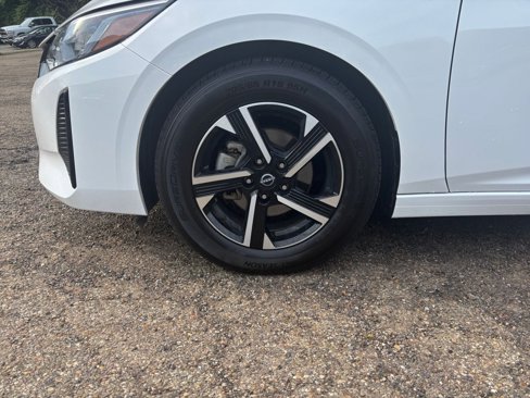 Used 2024 Nissan Sentra SV image 29