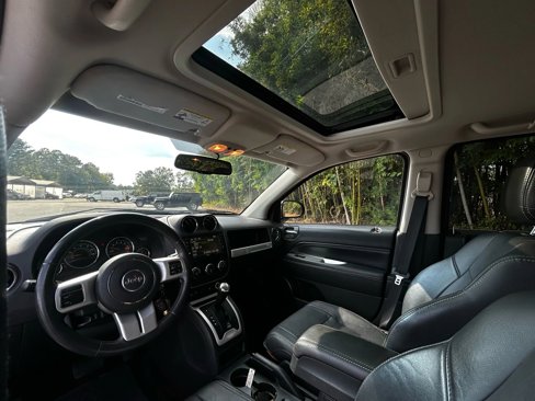 Used 2015 Jeep Compass High Altitude image 22