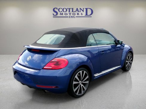 Used 2014 Volkswagen Beetle R-Line image 6