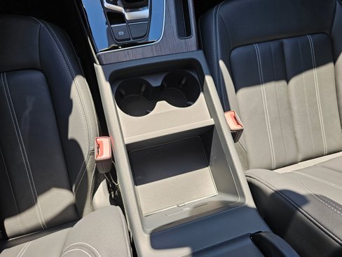Certified 2025 Audi Q5 2.0T Premium image 24