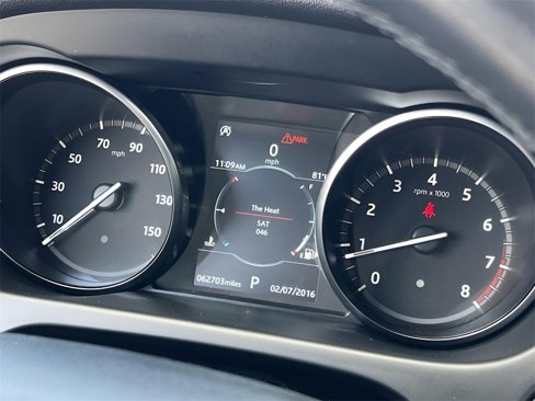 Used 2019 Land Rover Discovery Sport SE image 23