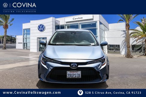 Used 2022 Toyota Corolla LE image 2