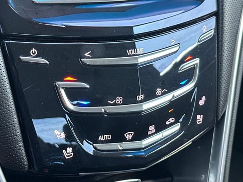 Used 2019 Cadillac XTS Luxury image 18