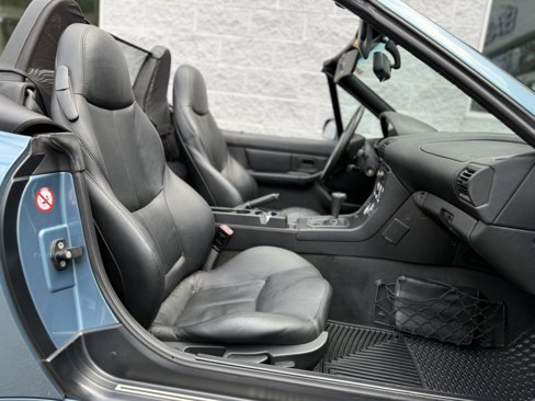 Used 2001 BMW Z3 2.5i image 38