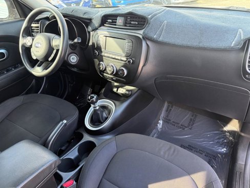 Used 2017 Kia Soul image 17
