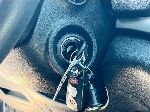 Used 2018 Hyundai Elantra SEL image 9