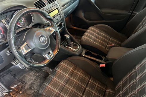 Used 2012 Volkswagen GTI 4-Door image 10