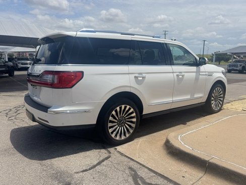 Used 2020 Lincoln Navigator Reserve w/ Equipment Group 208A Reserve image 4