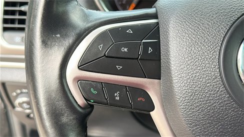 Used 2019 Jeep Grand Cherokee Limited image 24
