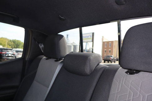 Used 2021 Toyota Tacoma TRD Off-Road image 13