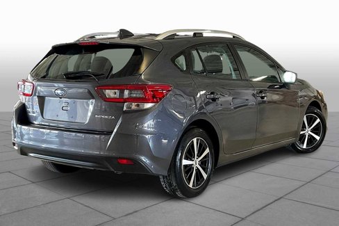 Used 2022 Subaru Impreza 2.0i Premium image 12