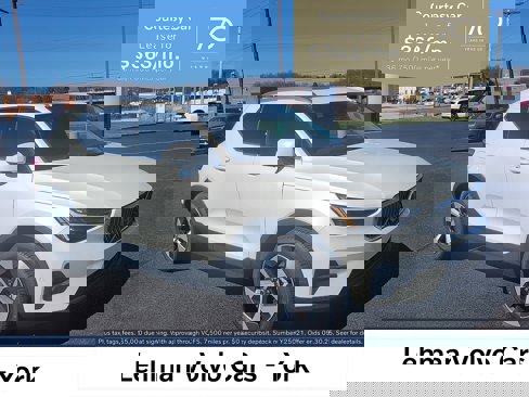 Certified 2025 Volvo XC40 B5 Plus w/ Protection Package Premier image 1