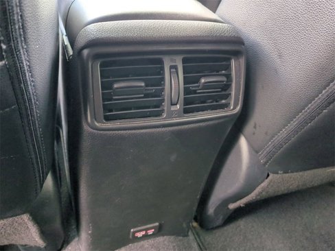 Used 2020 Nissan Rogue SL image 24