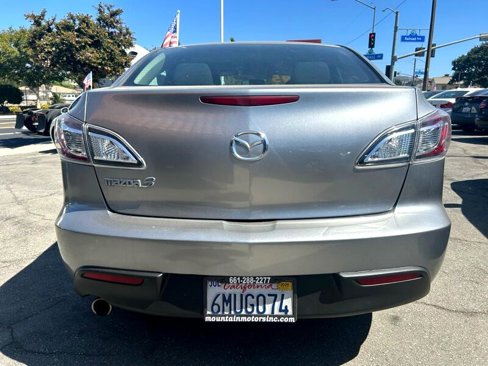 Used 2010 MAZDA MAZDA3 i Touring image 4