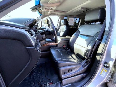 Used 2016 Chevrolet Suburban LTZ image 11