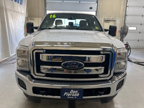 Used 2016 Ford F250 XL w/ Power Equipment Group image 2