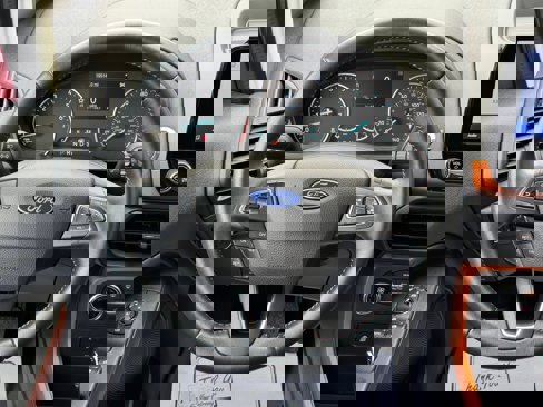 Used 2021 Ford EcoSport SE w/ SE Appearance Package image 11