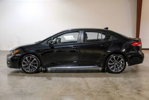 Used 2021 Toyota Corolla SE image 17