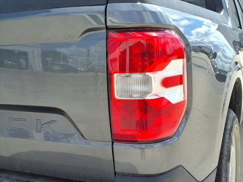 Used 2022 Ford Maverick XL image 10
