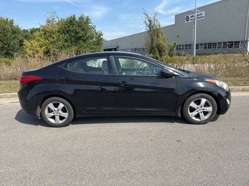 Used 2013 Hyundai Elantra GLS w/ Preferred Pkg image 4