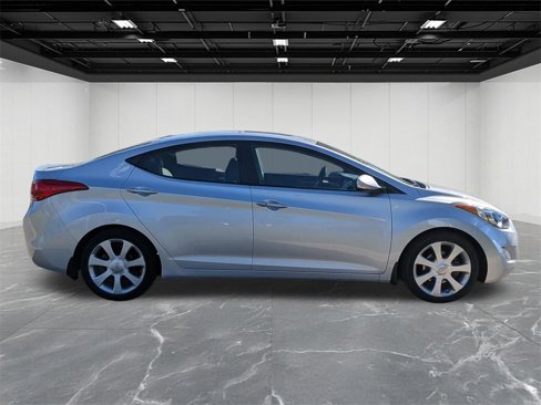 Used 2013 Hyundai Elantra Limited w/ Technology Pkg image 6