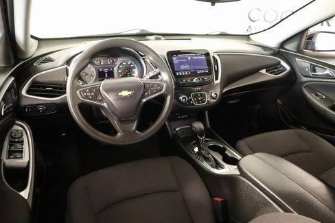 Used 2023 Chevrolet Malibu LT image 2