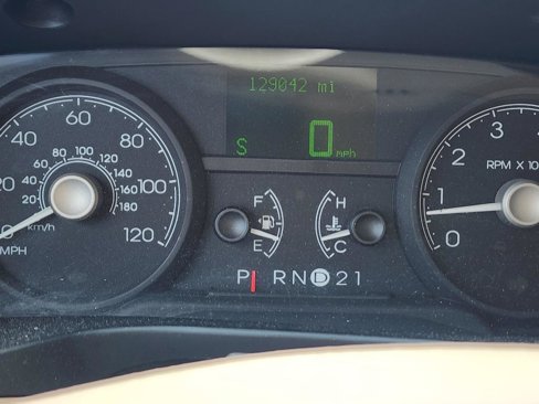 Used 2006 Lincoln Town Car Signature image 23