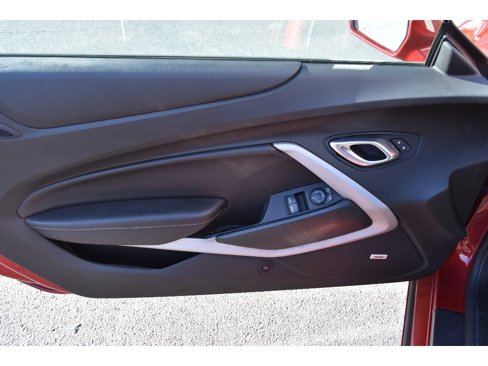 Used 2019 Chevrolet Camaro LT w/ Technology Package image 15