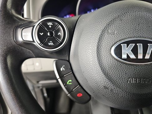 Used 2019 Kia Soul image 17