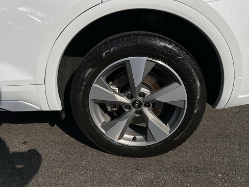 Certified 2022 Audi Q5 2.0T Premium Plus image 8