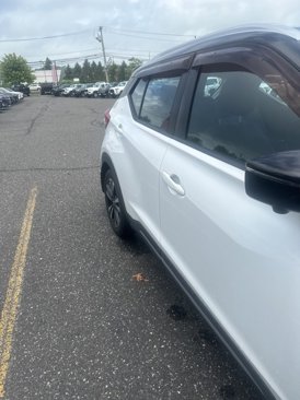 Used 2019 Nissan Kicks SR w/ SR Premium Package image 9