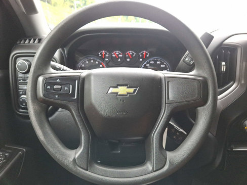 Used 2019 Chevrolet Silverado 1500 Custom w/ Custom Value Package image 18