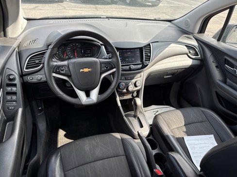 Used 2021 Chevrolet Trax LT w/ Driver Confidence Package image 12