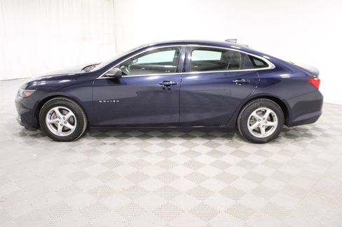 Used 2018 Chevrolet Malibu LS image 29