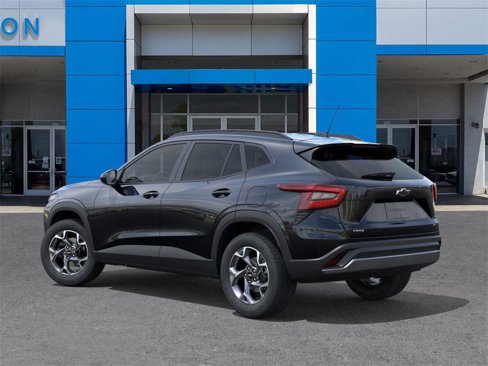 New 2025 Chevrolet Trax LT w/ Driver Confidence Package image 3