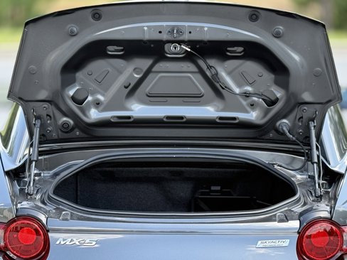 Used 2019 MAZDA MX-5 Miata RF Grand Touring w/ GT-S Package image 40