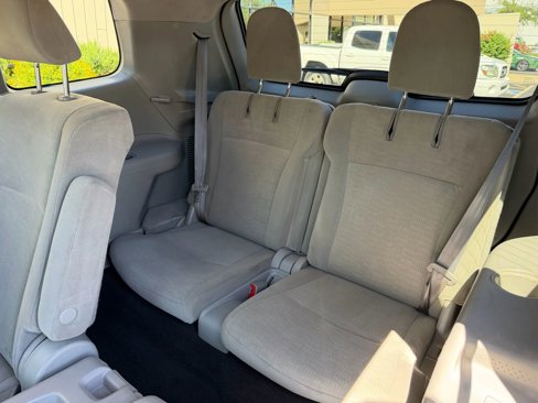 Used 2013 Toyota Highlander Plus image 15