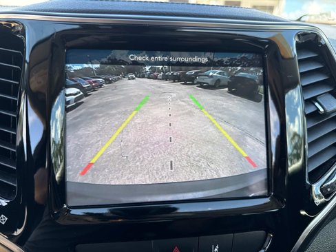 Certified 2022 Jeep Cherokee Limited image 23