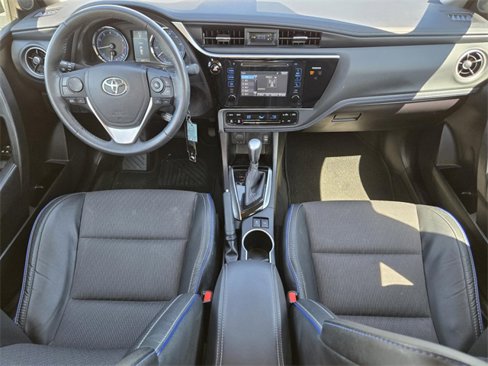 Used 2017 Toyota Corolla SE image 12