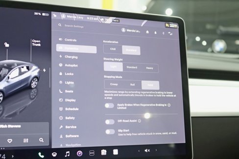Used 2023 Tesla Model Y Long Range image 20